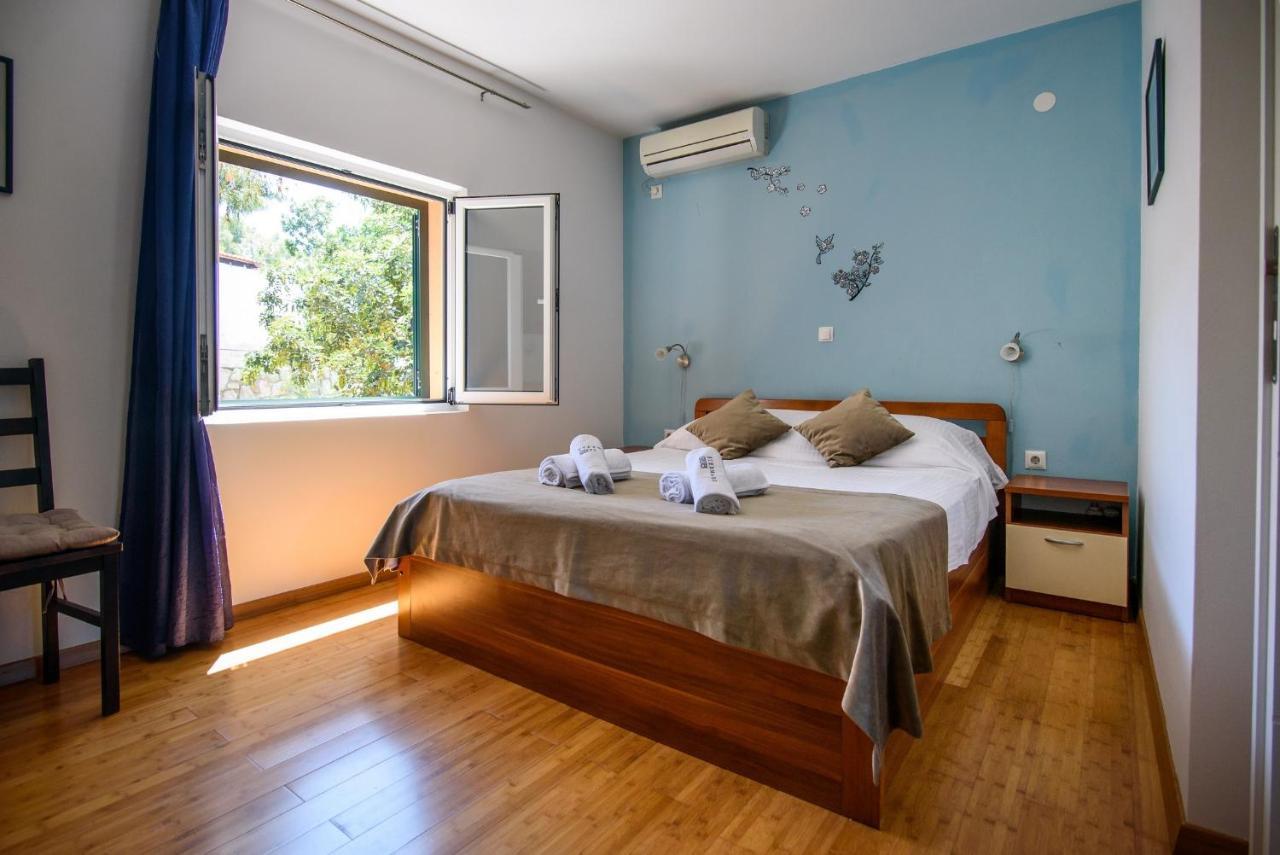 Accomodation Stermasi Maranovici Exterior photo