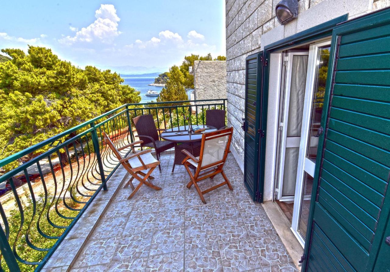 Accomodation Stermasi Maranovici Exterior photo